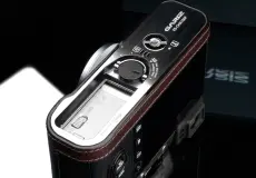 Case and Strap Gariz Halfcase Fujifilm X-100F Brown (HG-X100FBR) 4 gariz_half_case_fujifilm_bl_x100br_c