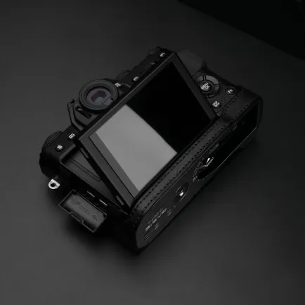 Case and Strap Gariz Halfcase Fujifilm X-T10 / X-T20 Black (XS-CHXT10BK) 6 gariz_half_case_fujifilm_xs_chxt10bk_taskameraid_h