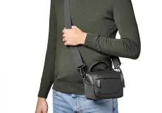 Messenger Bags Manfrotto Advanced² camera shoulder bag XS for CSC MB MA2-SB-XS<br><br> 4 manfrotto_adv_shoulder_bag_xs_taskameraid_4