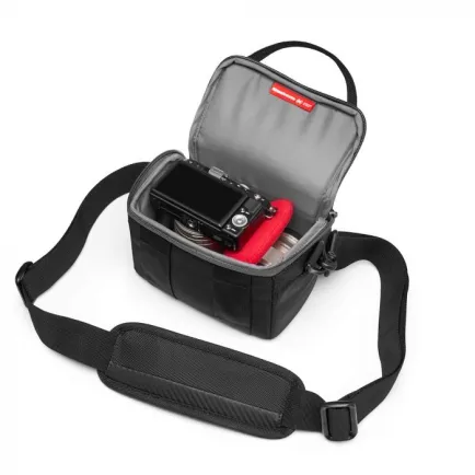 Messenger Bags Manfrotto Advanced² camera shoulder bag XS for CSC MB MA2-SB-XS<br><br> 2 manfrotto_adv_shoulder_bag_xs_taskameraid_8