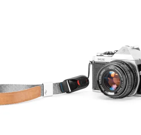 Case and Strap Peak Design Cuff Camera Wrist Strap V3 5 peak_design_cuff_taskameraid_2