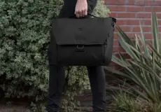 Messenger Bags Peak Design Everyday Messenger 13L V2 9 screen_shot_2020_04_08_at_7_31_22_pm