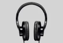 Earphone, Headphone & Mic SHURE SRH240A Professional Quality Headphones