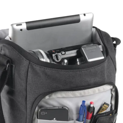 Messenger Bags NG W2300 - National Geographic Slim Shoulder Bag For mirrorles camera & IPAD 2 tas_kamera_national_geographic_ng_w2300_taskameraid_1