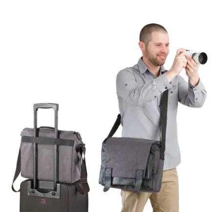 Messenger Bags NG W2400 - National Geographic Slender messenger For mirrorless camera, 15.4