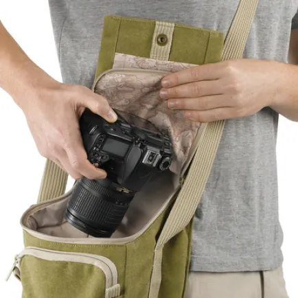 Messenger Bags NG 2344 - National Geographic Earth Explorer camera shoulder bag S fro DSLR/CSC 3 tas_national_geographic_ng2344_taskameraid_3