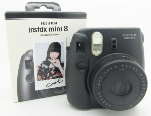 Kamera Instax Fujifilm Instax Mini 8 Instant Film Camera Black 6 taskameraid_fujifilm_instax_mini_8_black_1
