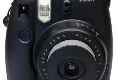 Kamera Instax Fujifilm Instax Mini 8 Instant Film Camera Black 2 taskameraid_fujifilm_instax_mini_8_black_2