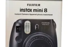 Kamera Instax Fujifilm Instax Mini 8 Instant Film Camera Black 4 taskameraid_fujifilm_instax_mini_8_black_4