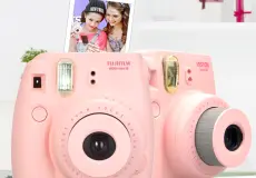 Kamera Instax Fujifilm Instax Mini 8 Instant Film Camera Pink 4 taskameraid_instax_mini_8_pink_4