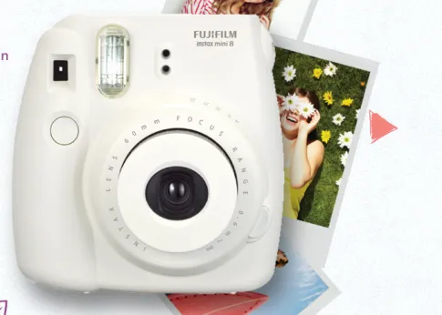 Kamera Instax Fujifilm Instax Mini 8 Instant Film Camera White 3 taskameraid_instax_mini_8_white_1