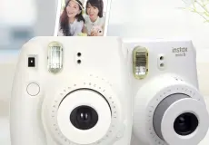 Kamera Instax Fujifilm Instax Mini 8 Instant Film Camera White 5 taskameraid_instax_mini_8_white_5